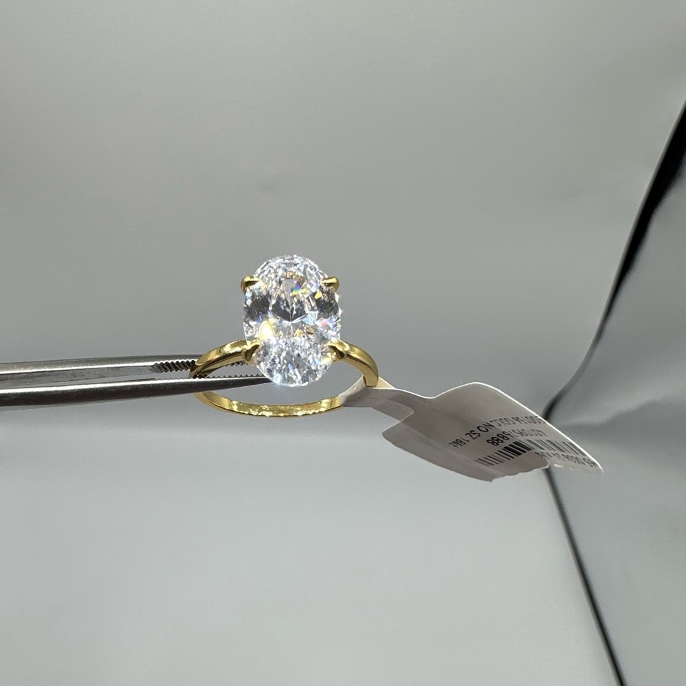 18k 3ct Oval Brilliant Cut Ring - Picture 7 of 12
